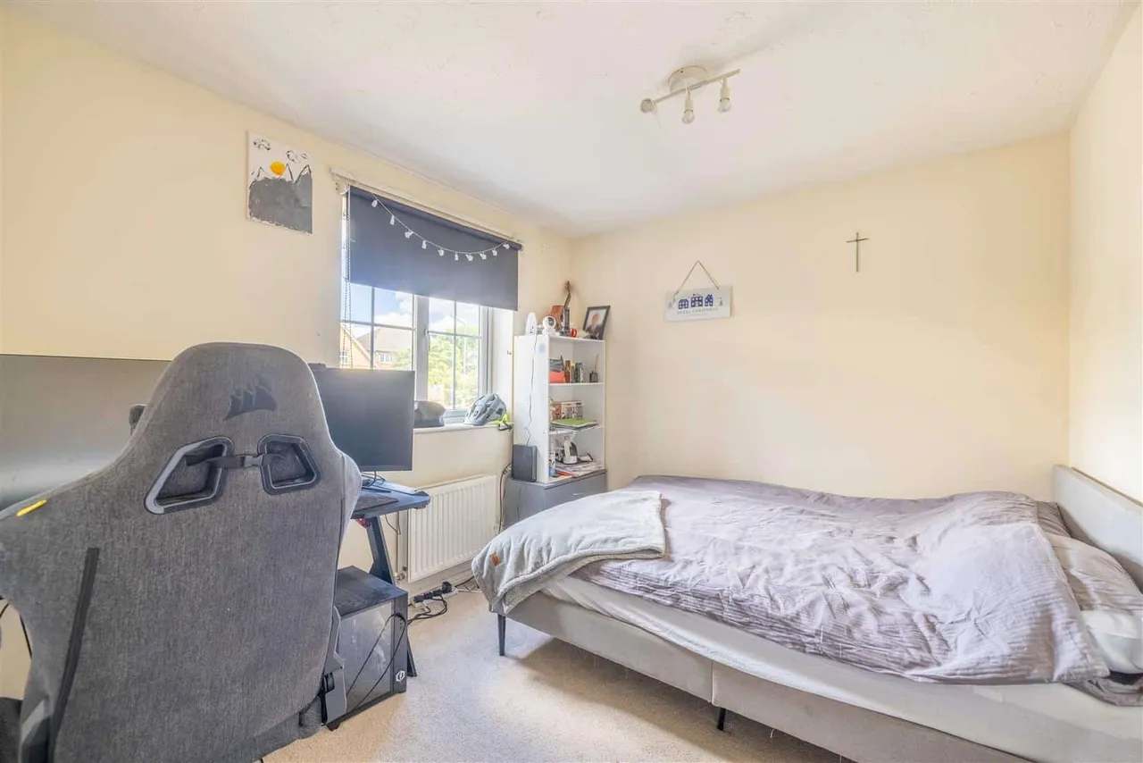 The limes, Windsor, Berkshire, SL4 4US, photo 7