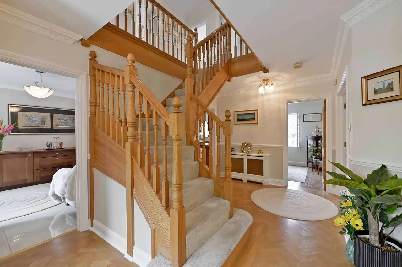 Harvest Hill Road, Maidenhead, Berkshire, SL6 2QQ, photo 10