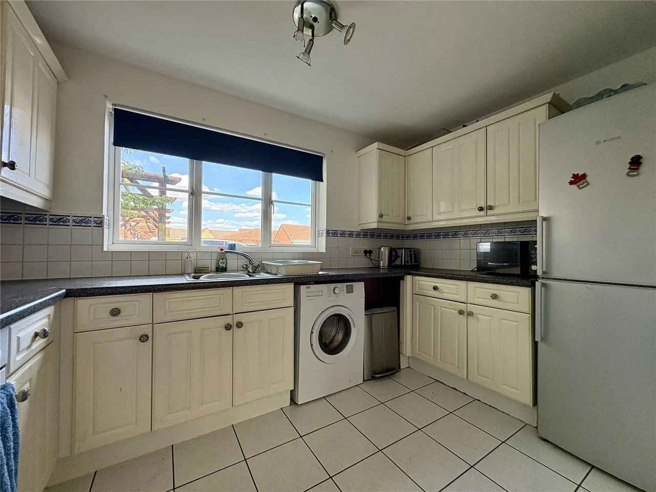 Lennox Close, Chafford Hundred, Grays, Essex, RM16, photo 5