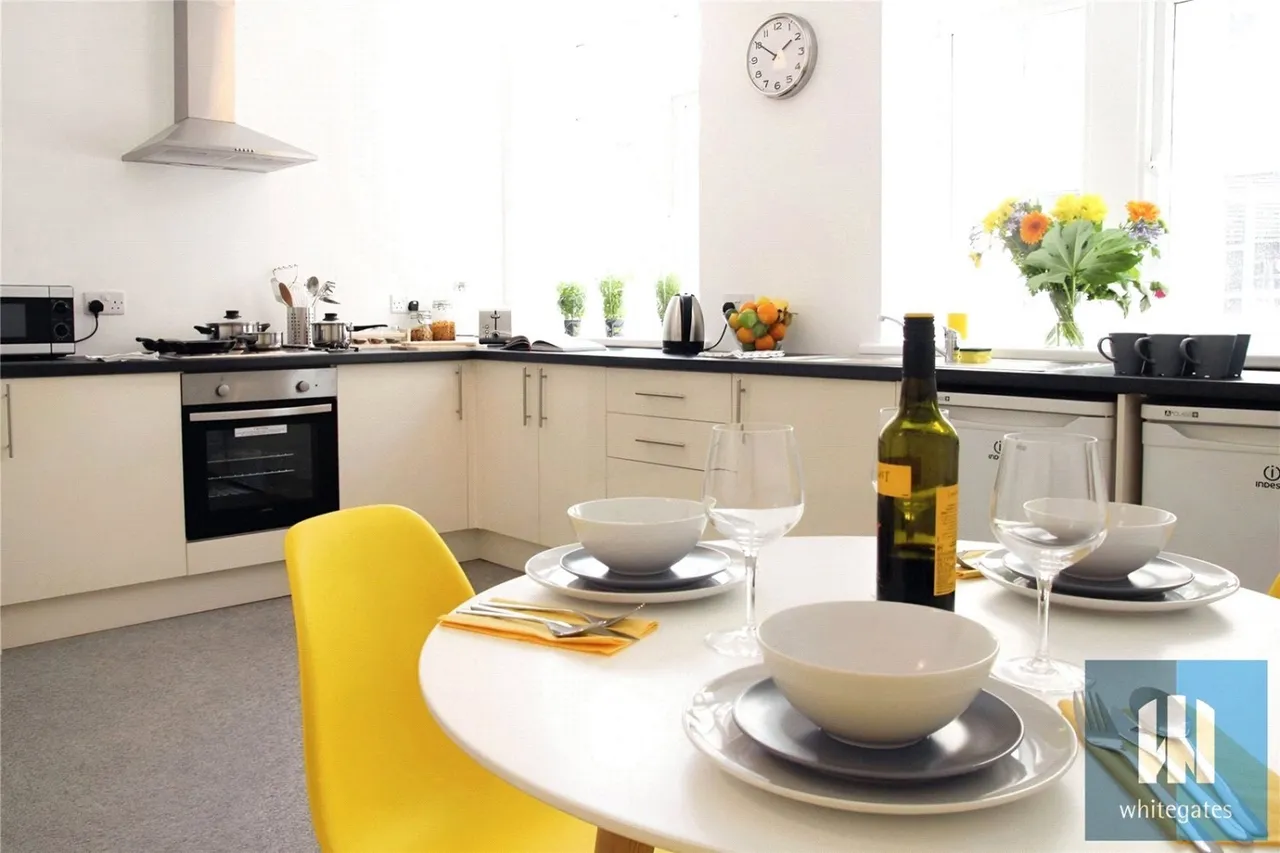 Firth Street, Huddersfield, HD1, photo 4