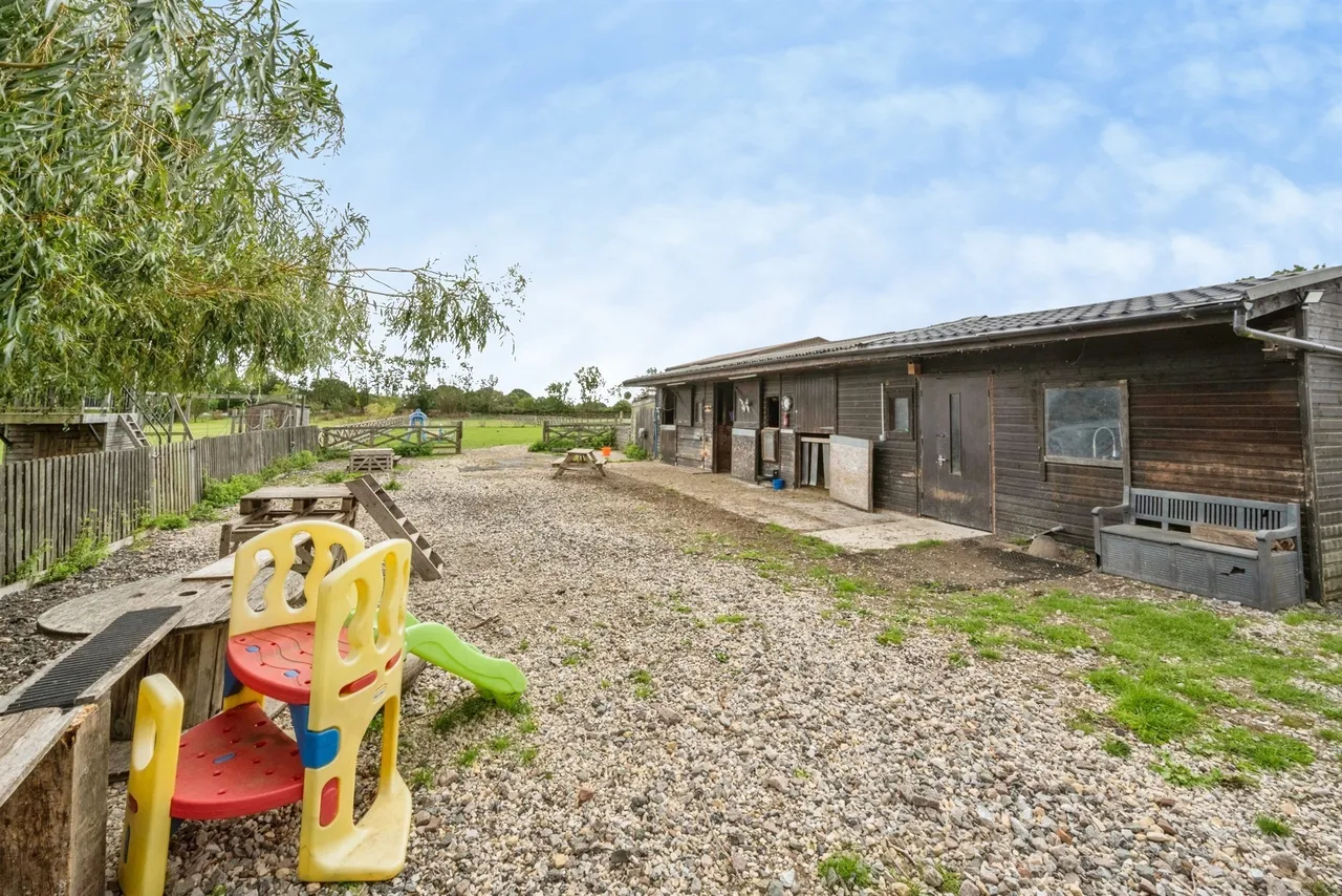 Moss Road, Moss, DN6, photo 20