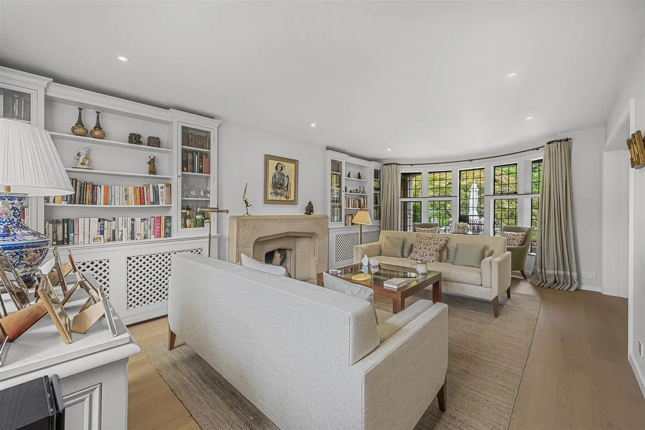 Wellgarth Road, Hampstead Garden Suburb, NW11, photo 3