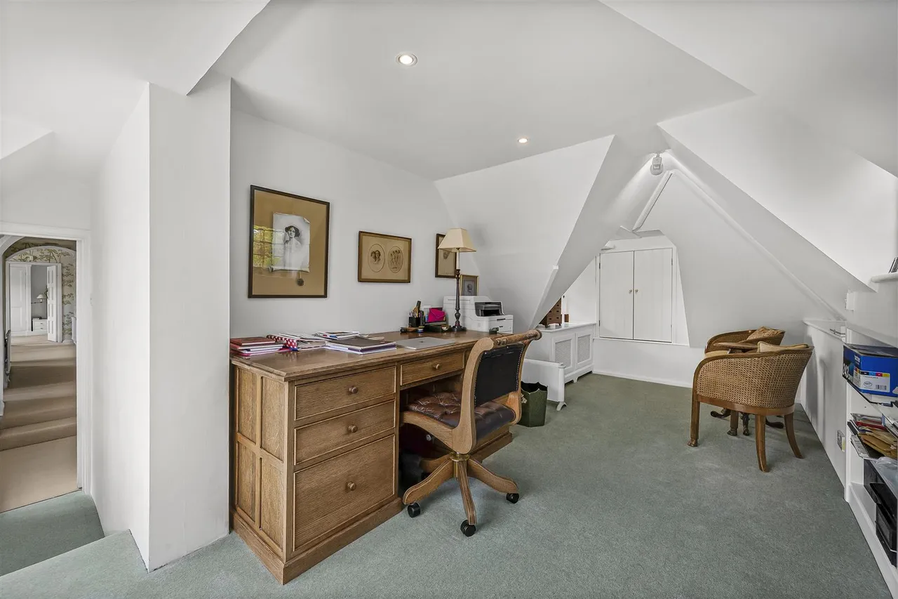 Wellgarth Road, Hampstead Garden Suburb, NW11, photo 13