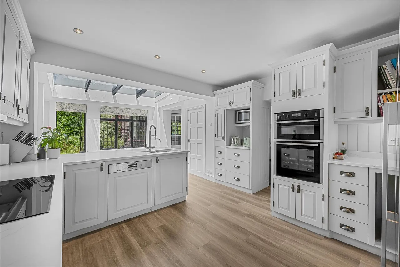 Wellgarth Road, Hampstead Garden Suburb, NW11, photo 8