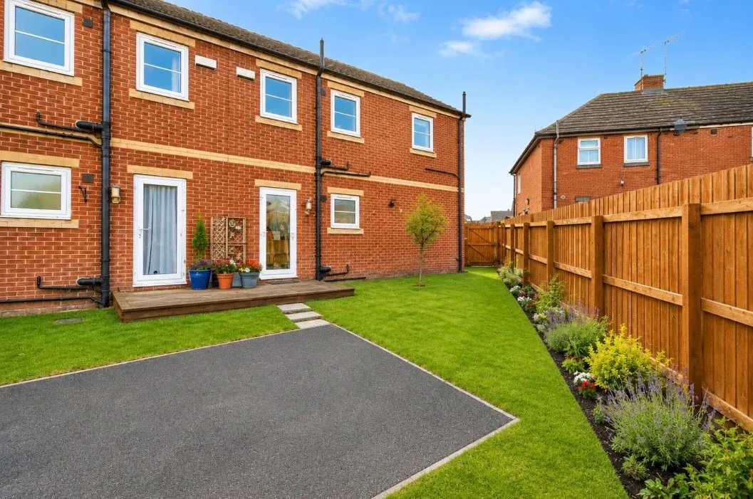 Greengate Court, High Green, S35, photo 8