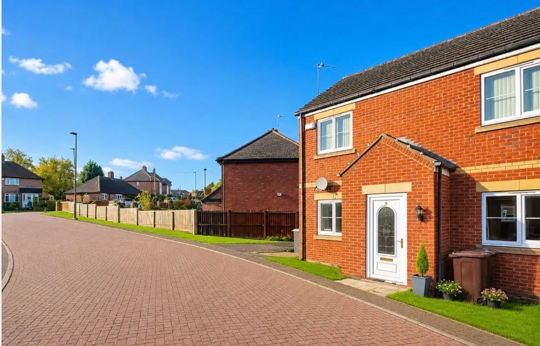 Greengate Court, High Green, S35, photo 2