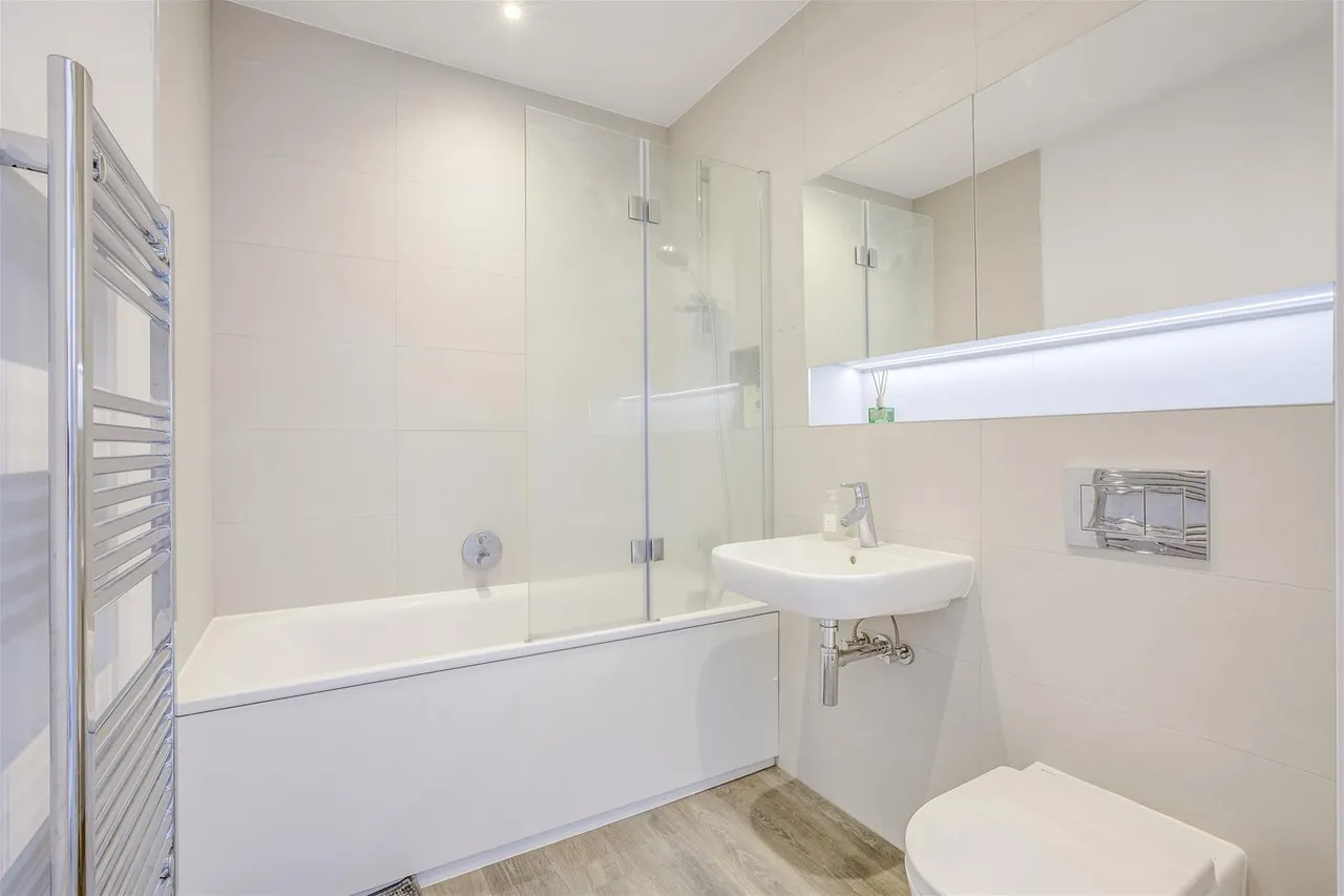 Rosemead Avenue, High Wycombe, HP10, photo 8