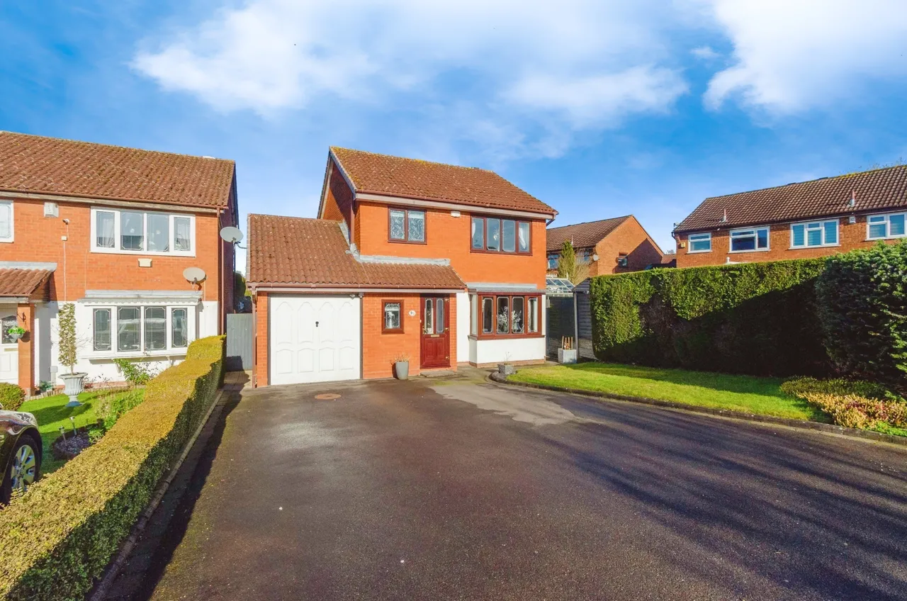 3 bed house for sale — Gorsemoor Road, Cannock, Staffordshire, WS12