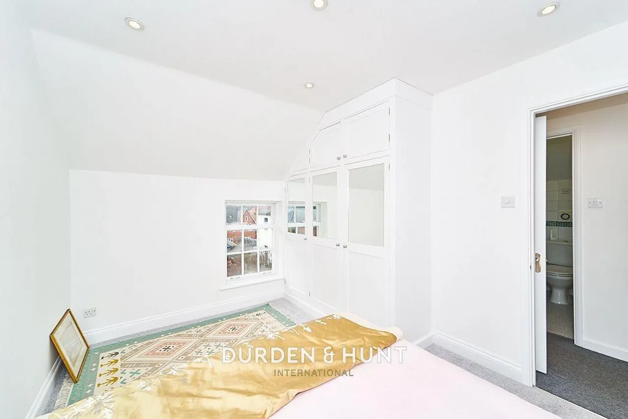 High Street, Ongar, CM5, photo 12