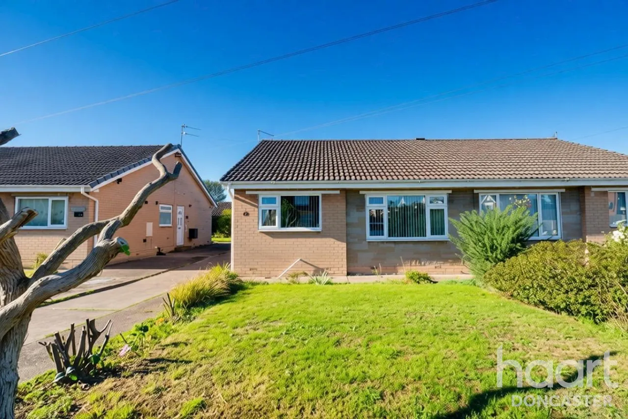 St Marys Road, Dunsville, DN7, photo 15