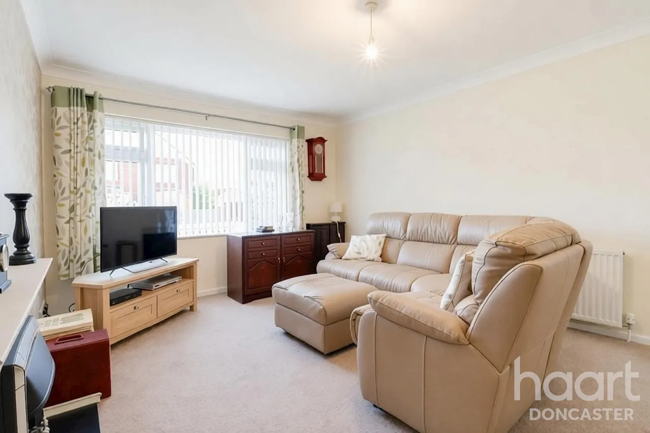 St Marys Road, Dunsville, DN7, photo 2