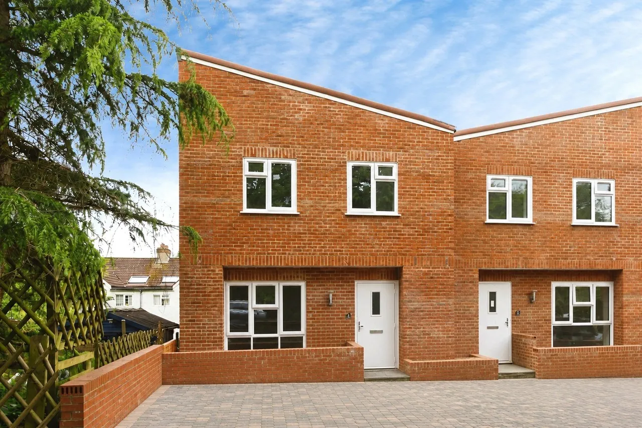 Station Approach, Whyteleafe, Surrey, CR3, photo 18