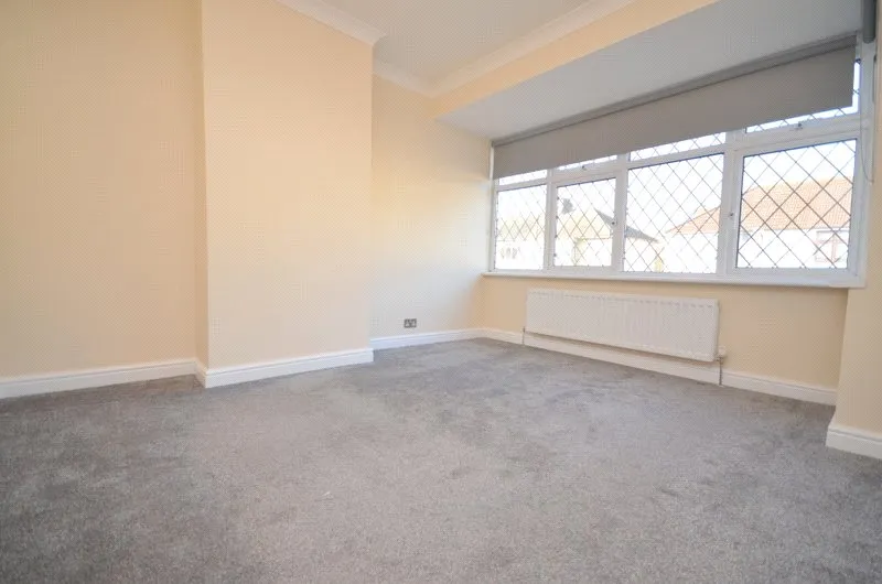Norfolk Road, Upminster, RM14, photo 8