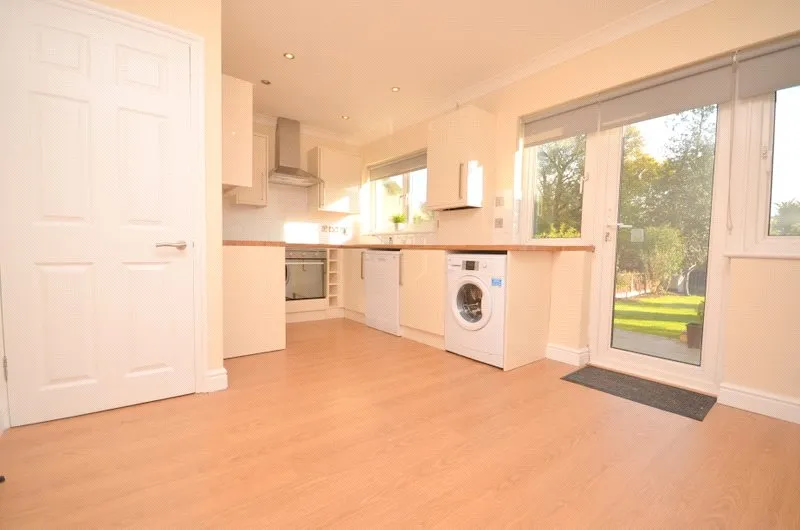 Norfolk Road, Upminster, RM14, photo 6
