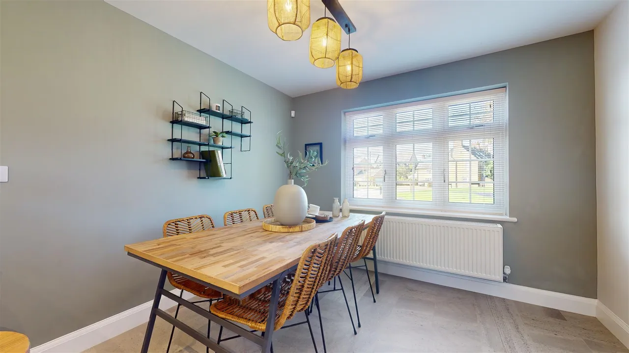 Budd Close, Devizes, SN10, photo 16