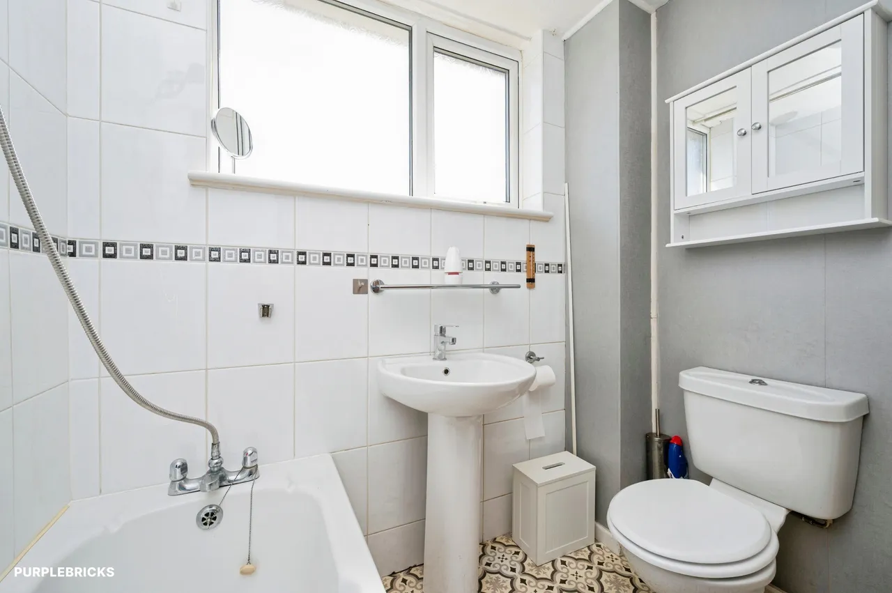 Clayworth Court, Mansfield, NG18, photo 19