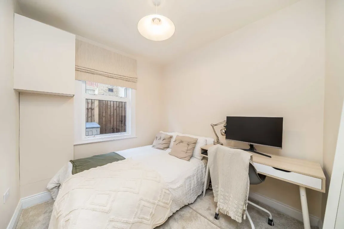 Waldron Road, SW18, photo 6