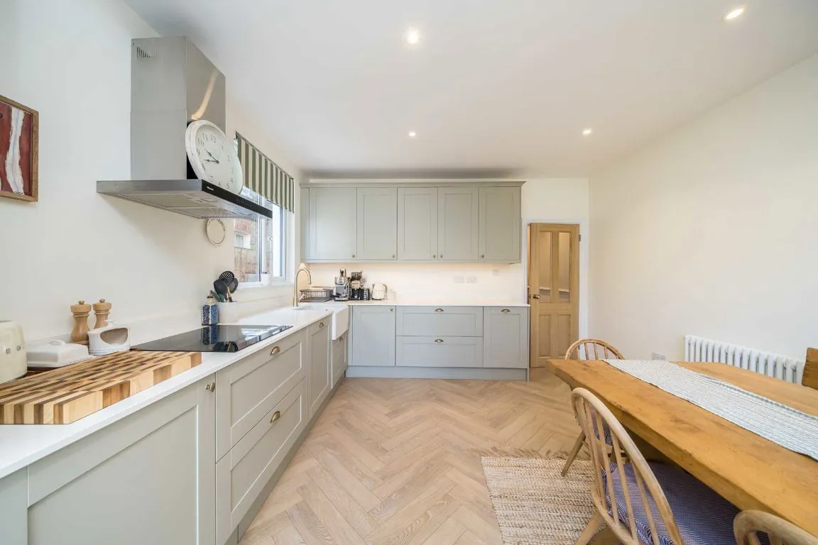 Waldron Road, SW18, photo 7