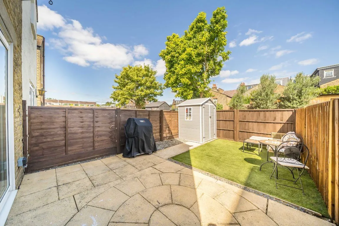 Waldron Road, SW18, photo 3