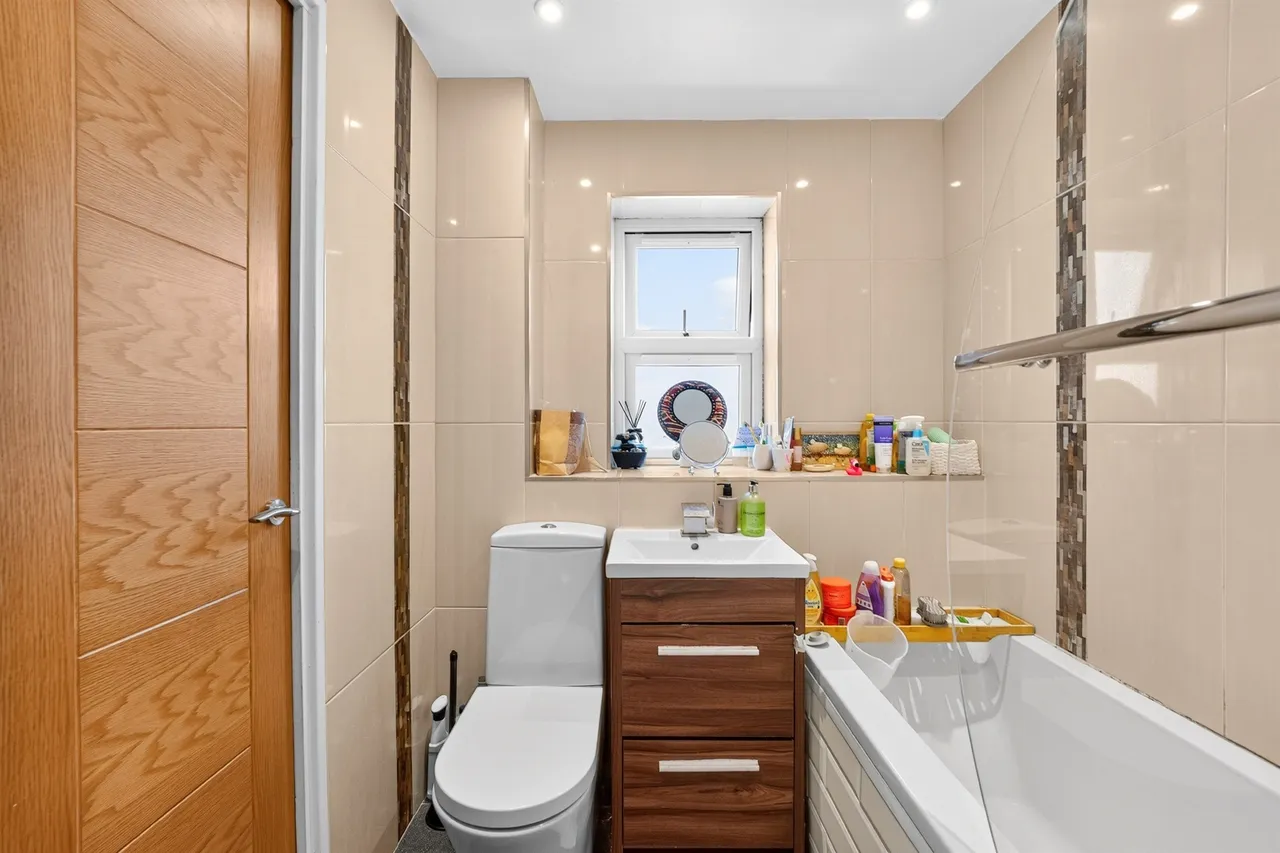 Buttermere Close, Morden, SM4, photo 10