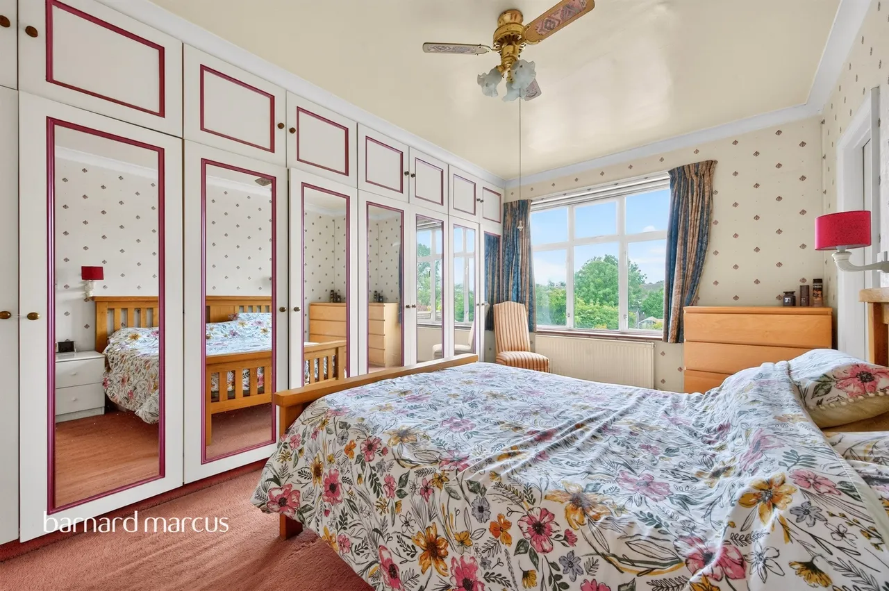 Ruxley Lane, Epsom, KT19, photo 6