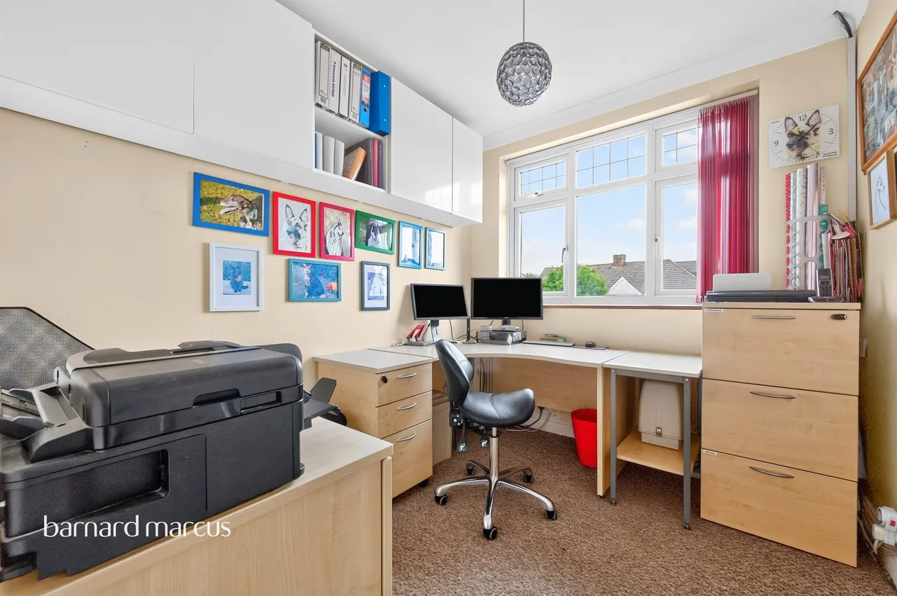 Ruxley Lane, Epsom, KT19, photo 12