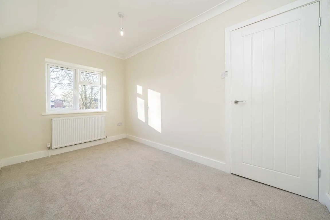 Bourneside Road, Addlestone, KT15, photo 5