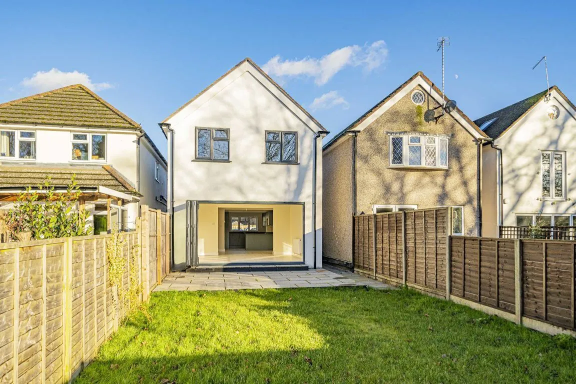 Bourneside Road, Addlestone, KT15, photo 8