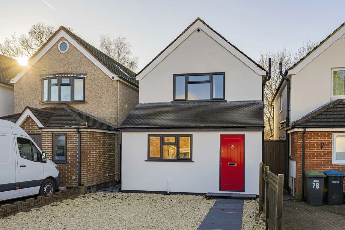 3 bed house for sale, Bourneside Road, Addlestone, KT15