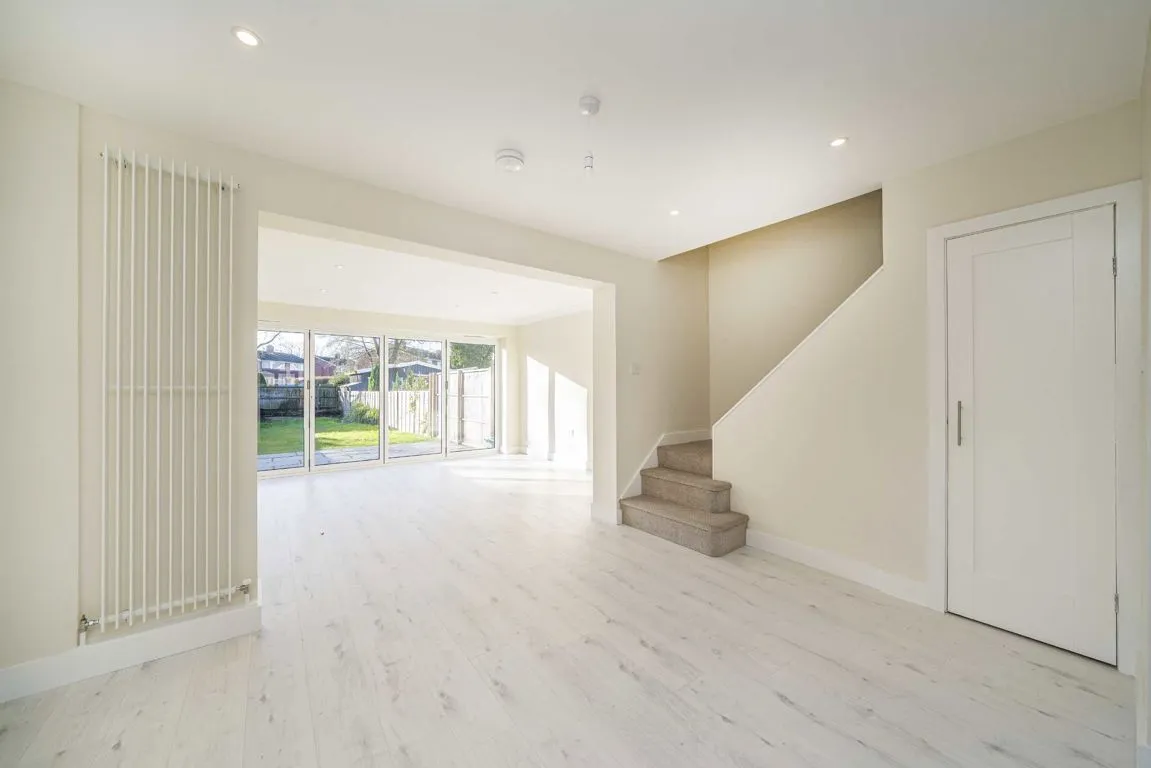 Bourneside Road, Addlestone, KT15, photo 3