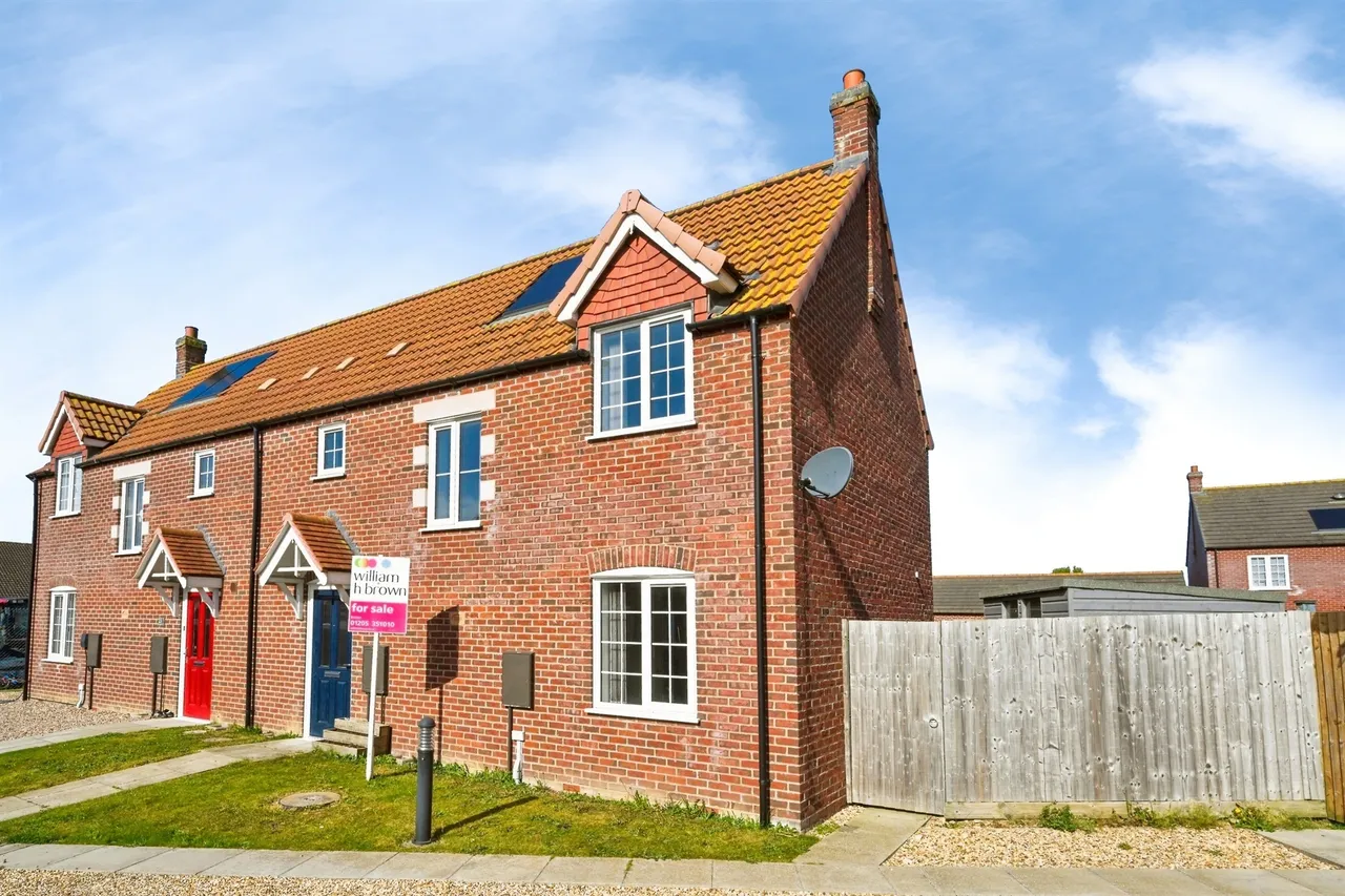 3 bed house for sale — Cheviot Crescent, Coningsby, LINCOLN