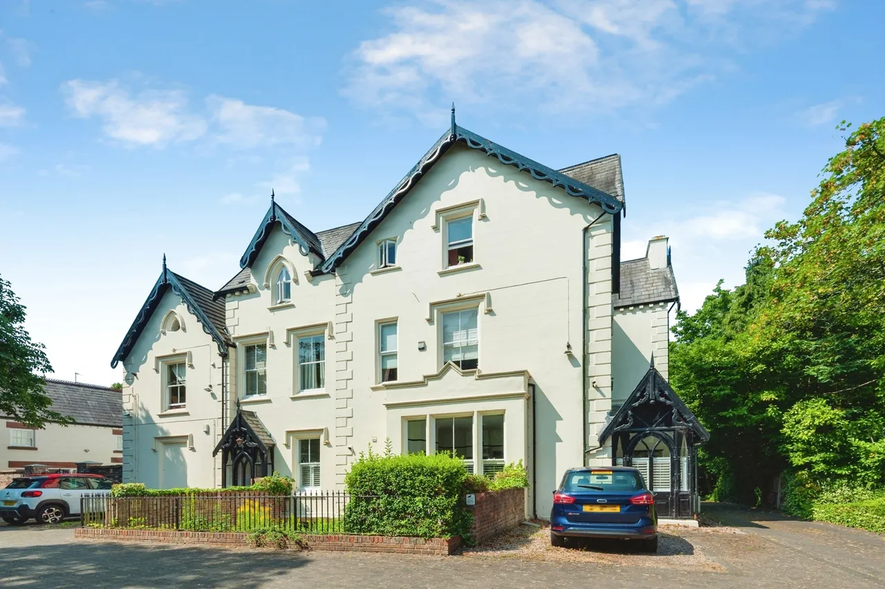 2 bed property for sale, North Mossley Hill Road, Liverpool, L18
