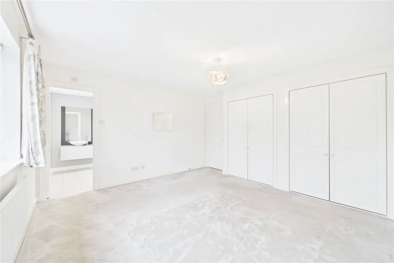 Taylor Drive, Bramley, RG26, photo 12