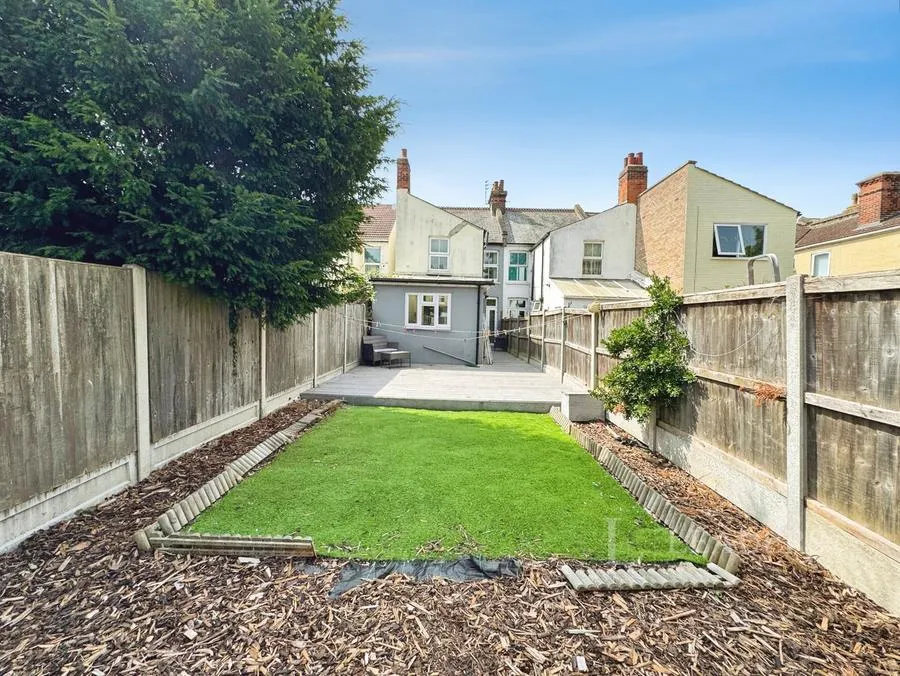 Harrow Road, Clacton-on-Sea, CO15, photo 19