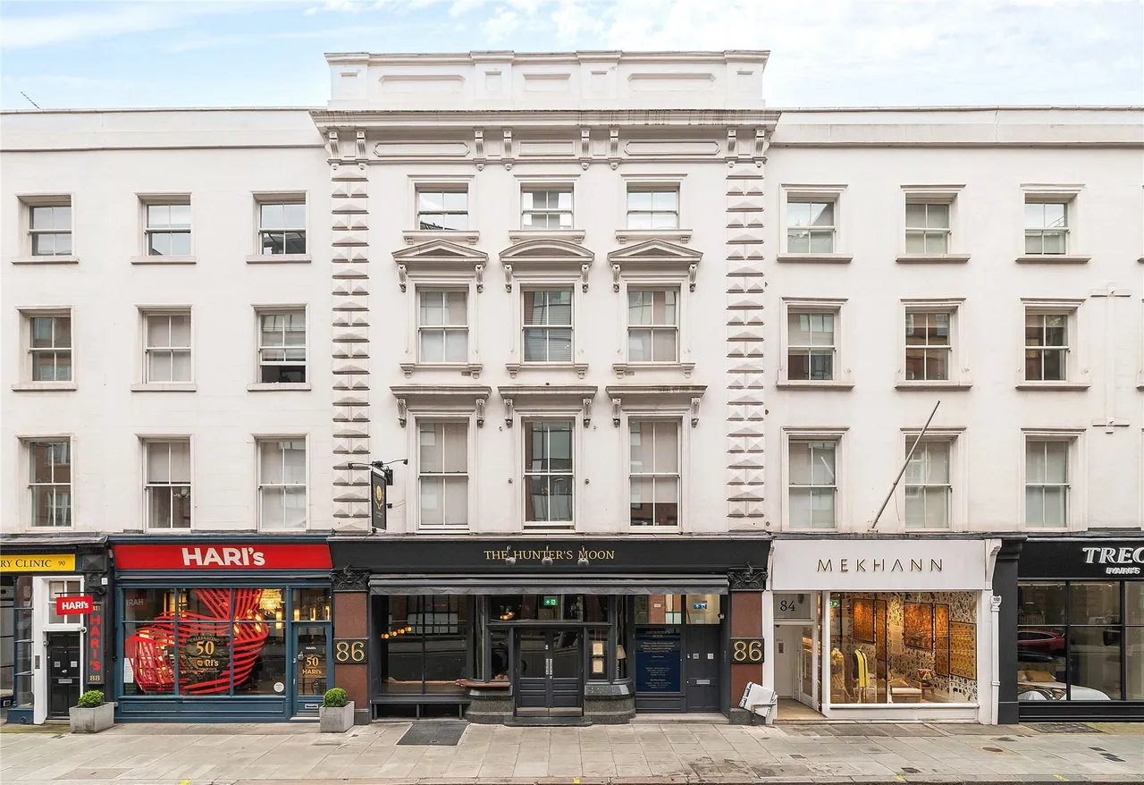house to rent — Fulham Road, London, SW3