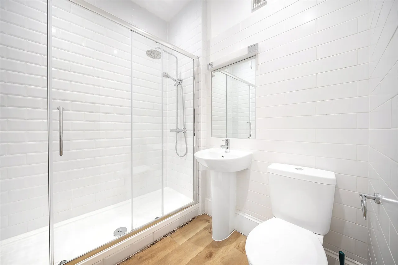 Fulham Road, London, SW3, photo 3