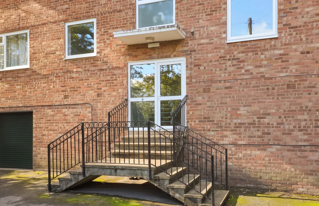 Queen Victoria Road, Sheffield, S17, photo 14