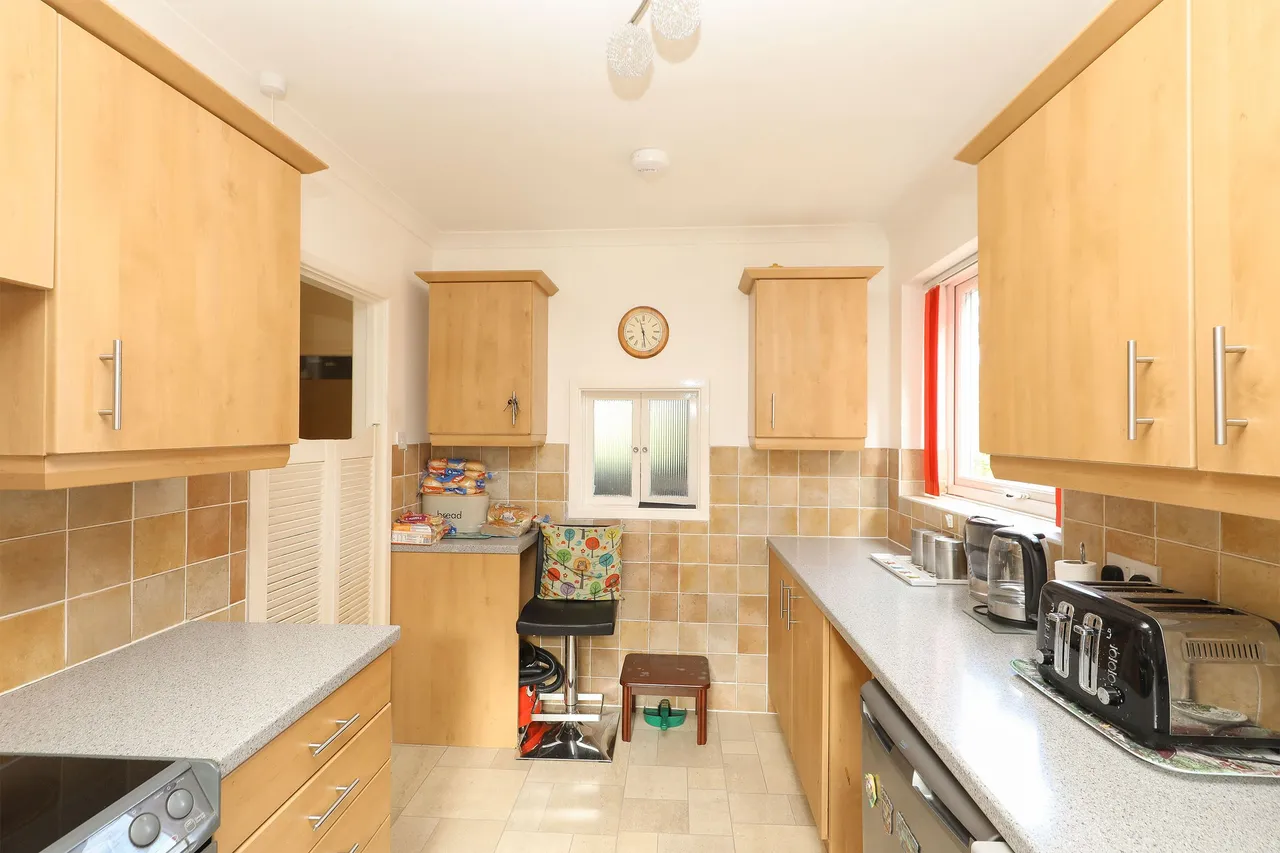 Queen Victoria Road, Sheffield, S17, photo 8