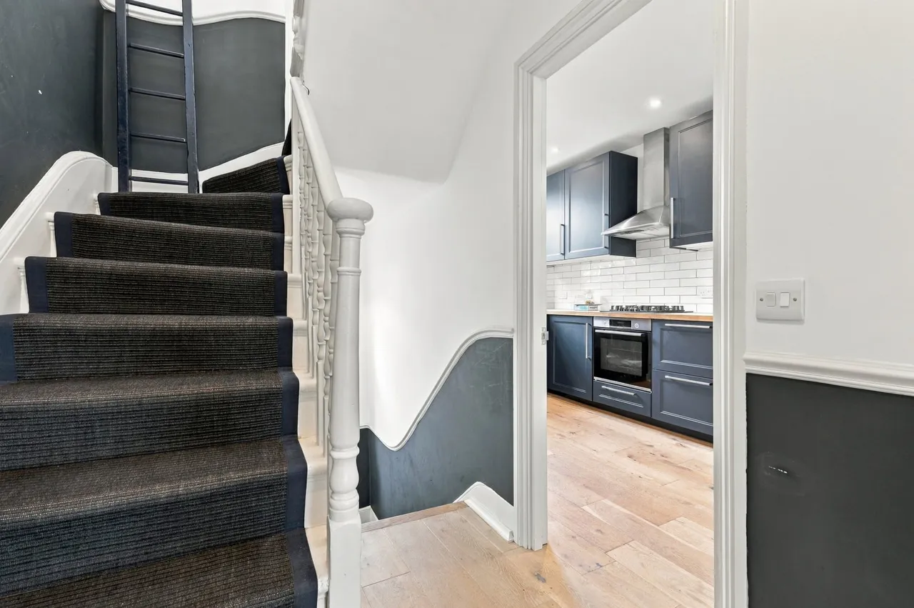 Parsons Mews, Tonsleys, SW18, photo 11