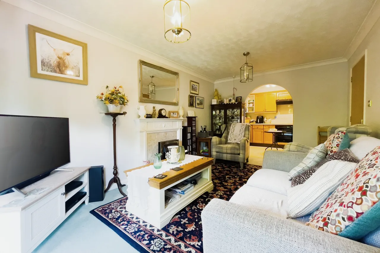 Harrison Court, Harrison Close, Hitchin, Hertfordshire, SG4, photo 3