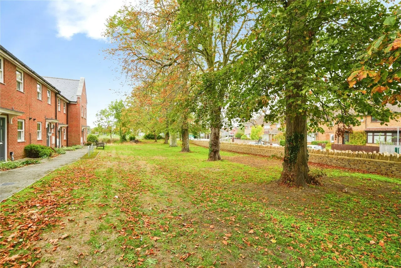 Kings Park, Bicester, OX26, photo 11