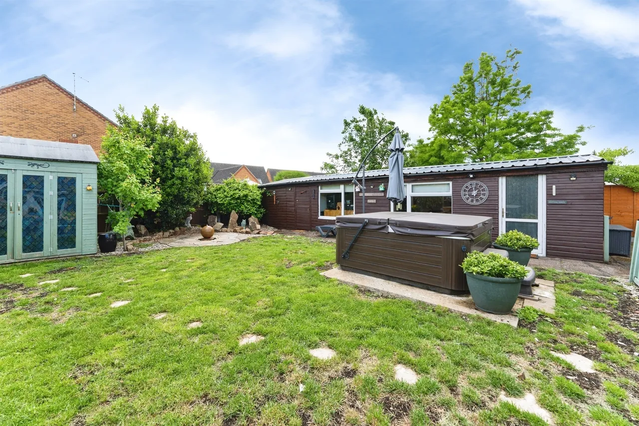 Newlands Avenue, March, PE15, photo 17
