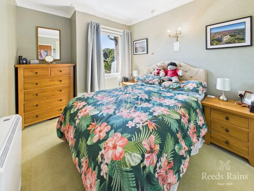 Grosvenor Crescent, Scarborough, YO11, photo 7