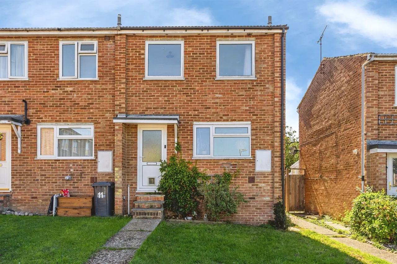 2 bed house for sale, Turners Way, Burgess Hill, RH15