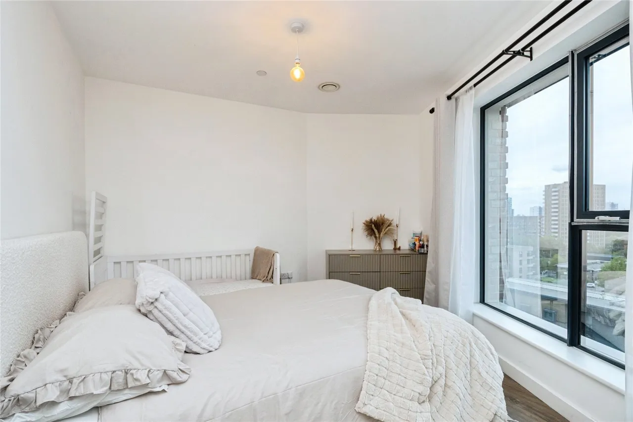 Dipper Drive, London, E3, photo 11