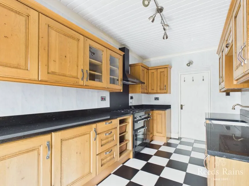 Acklam Road, TS5, photo 9