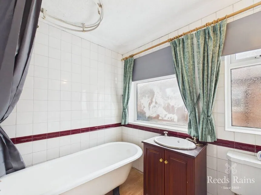 Acklam Road, TS5, photo 13