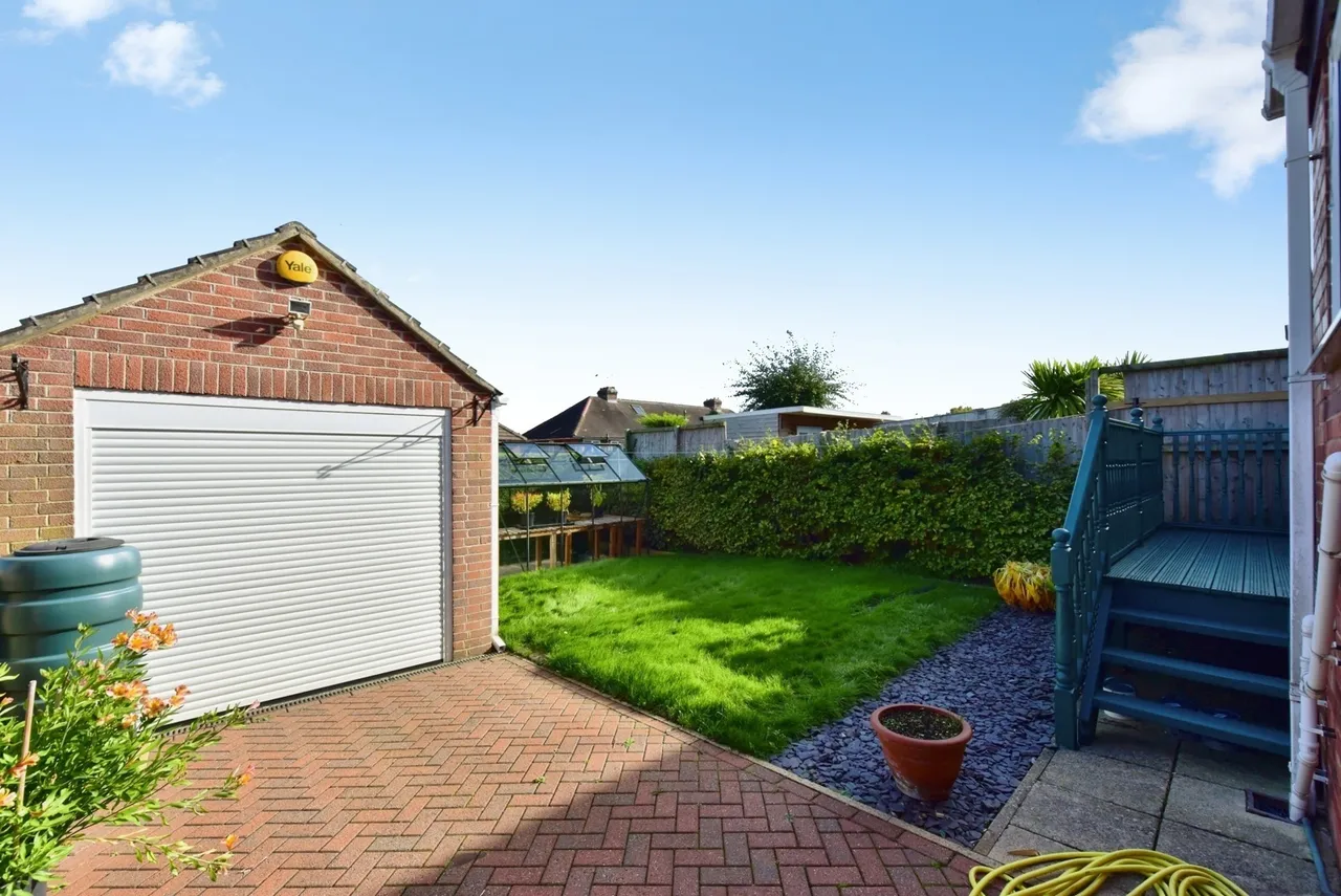 Brushfield Grove, Sheffield, S12, photo 4