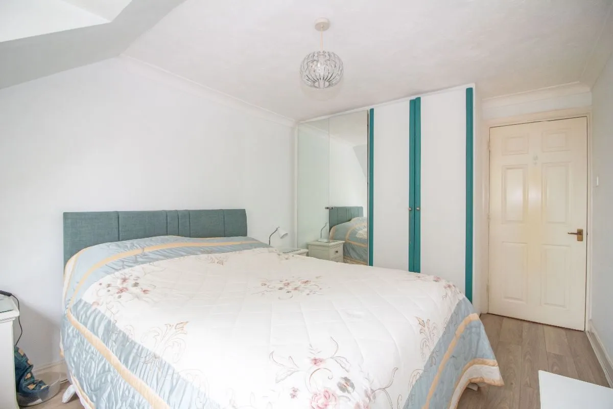 348 London Road, Waterlooville, PO7 7SR, photo 6
