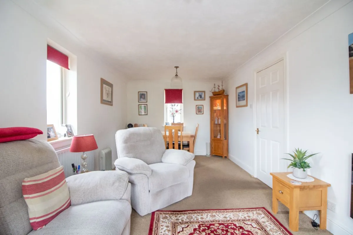348 London Road, Waterlooville, PO7 7SR, photo 11